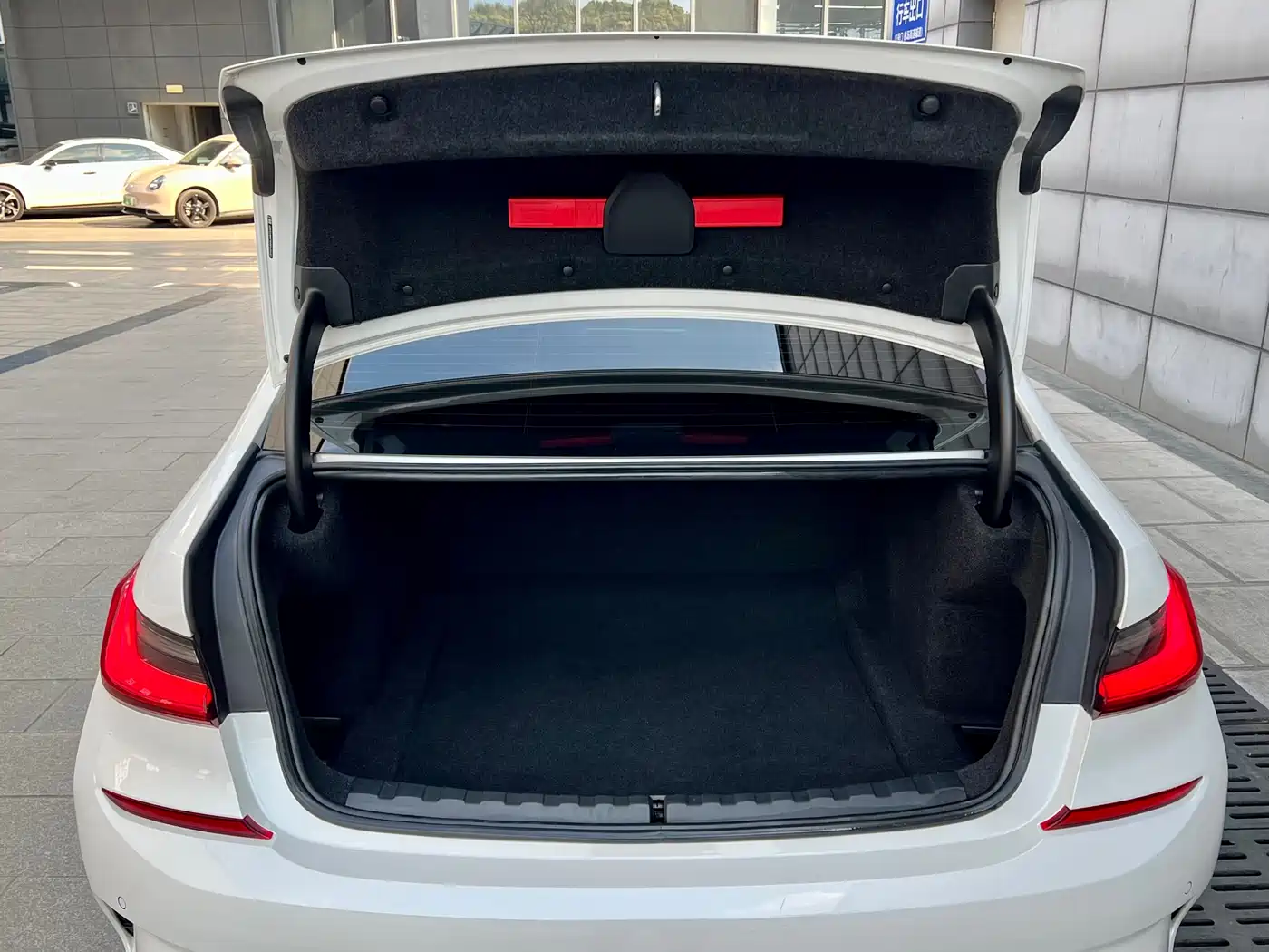 BMW 3 Series 2020 Facelift 325i M Sport Package фото 31