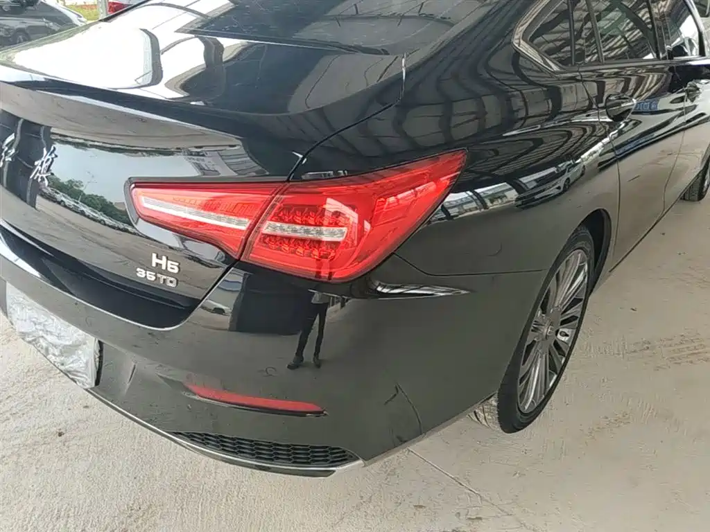 Hongqi H5 2020 1.8T Automatic Smart Connection Qi Enjoy Edition фото 19