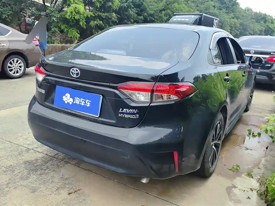 Toyota Levin 2023 Smart Hybrid 1.8L Luxury фото 3