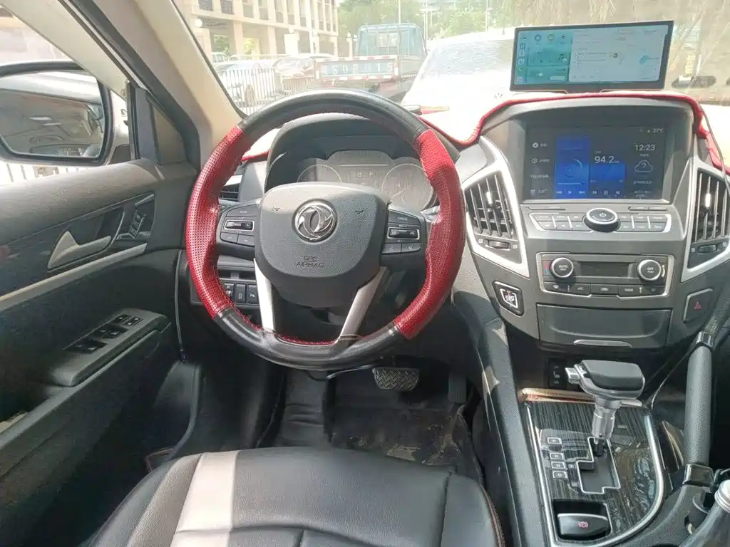Dongfeng Aeolus Dongfeng Fengshen AX7 2017 2017 2.0L Auto Intelligent Control