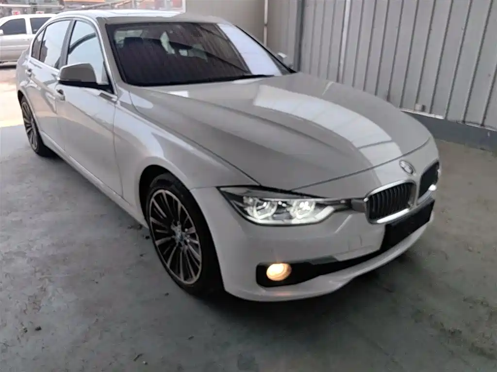 BMW 3 Series 2019 320Li Fashion Type фото 4
