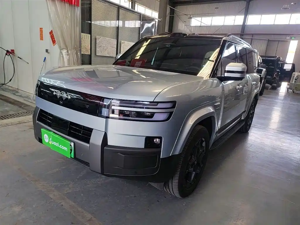 Fang Cheng Bao Titanium 7 2025 AWD Base Model