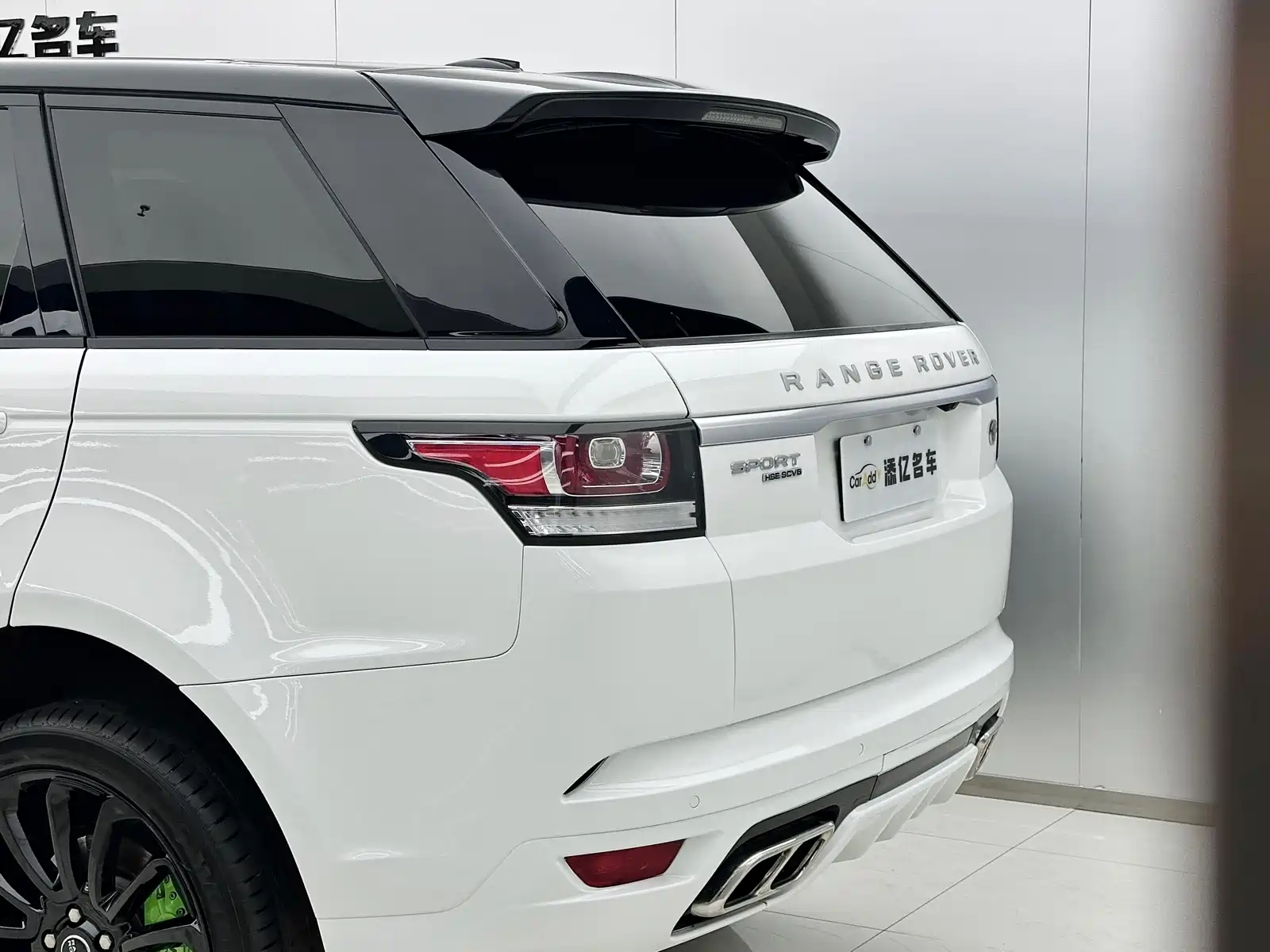 صورة 10 - Land Rover Range Rover Sport