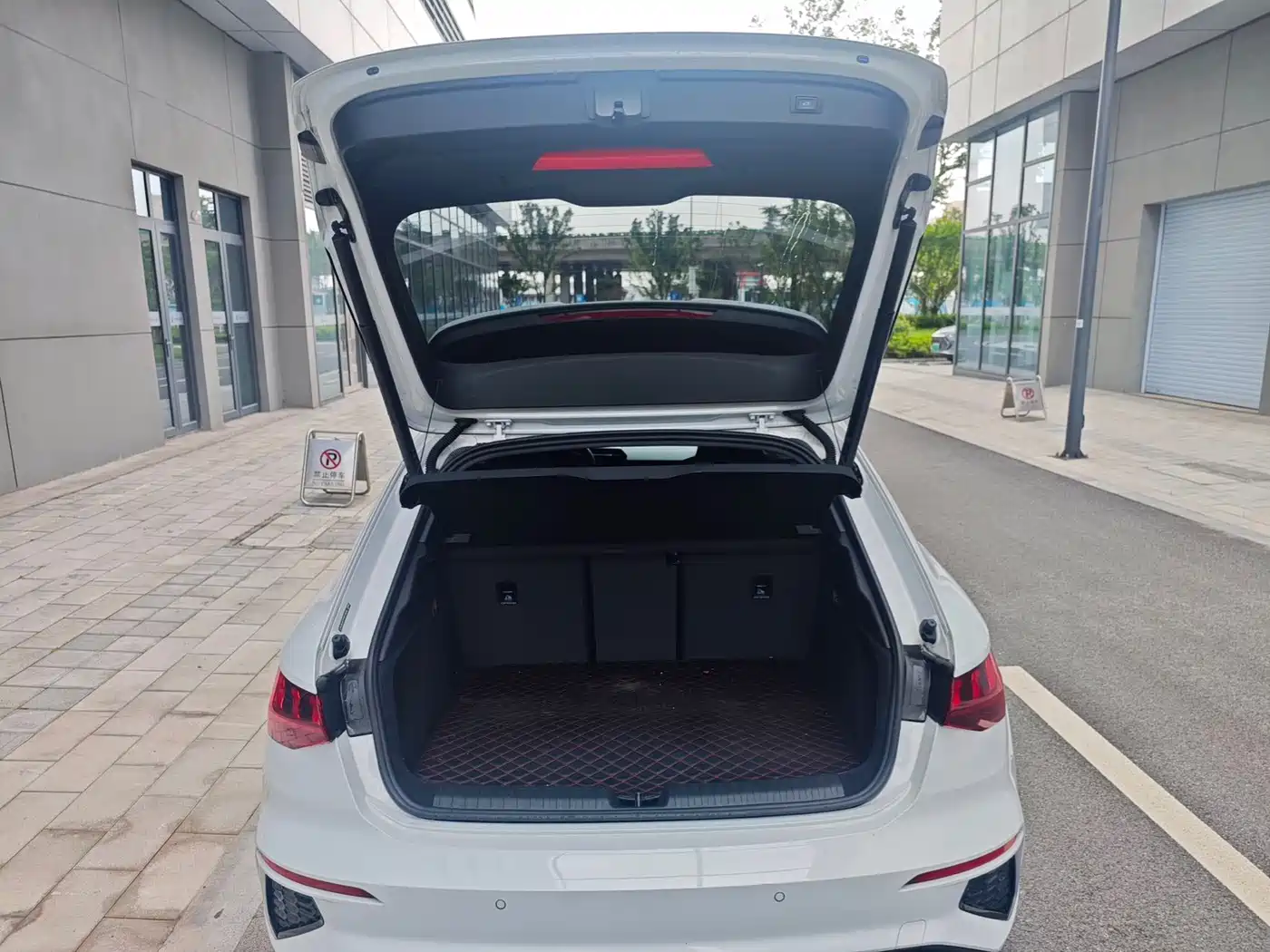 Audi A3 2023 Sportback 35 TFSI Fashion Sport фото 8