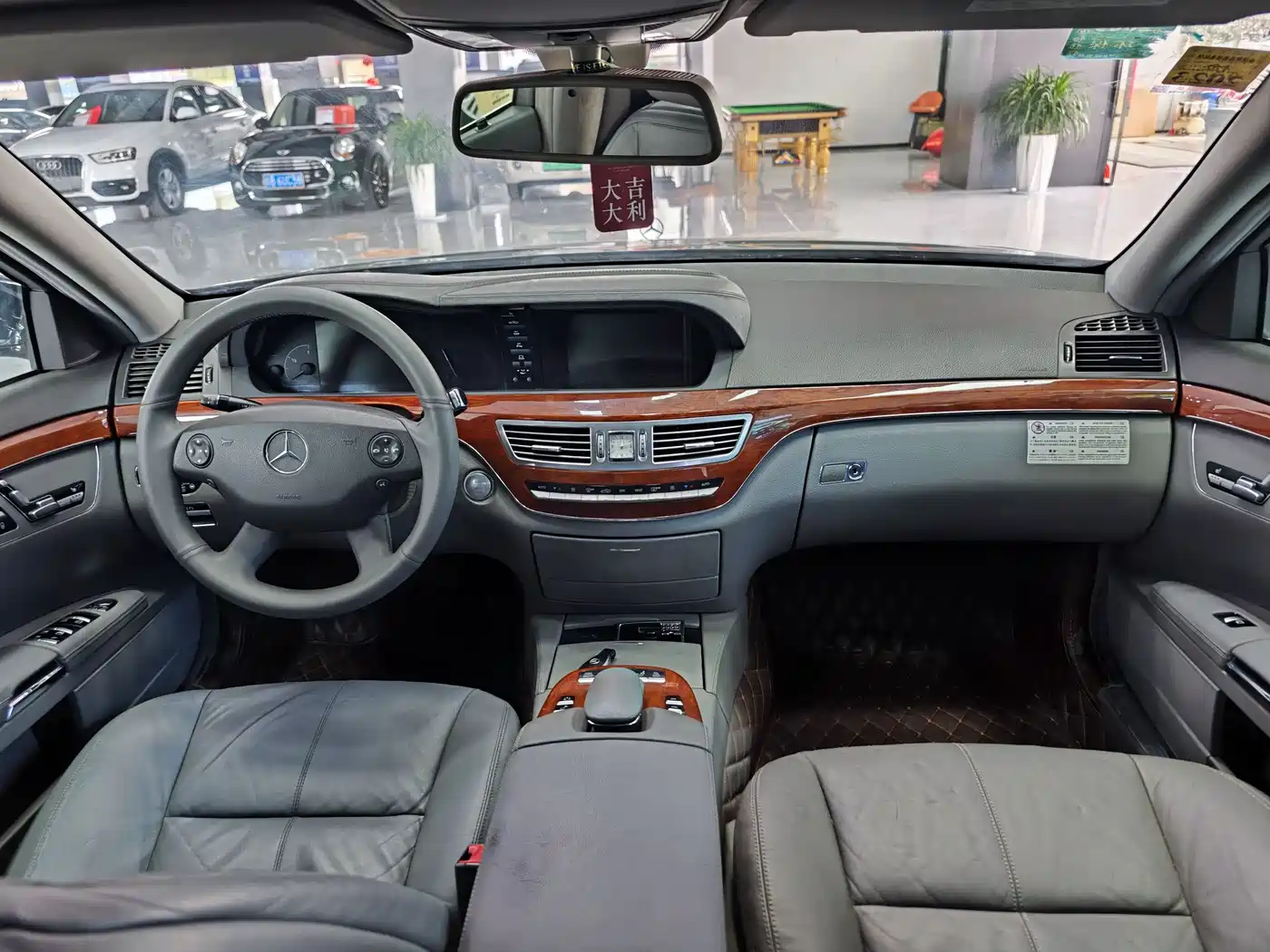 Mercedes-Benz S-Class 2008 S 300 L Business фото 13