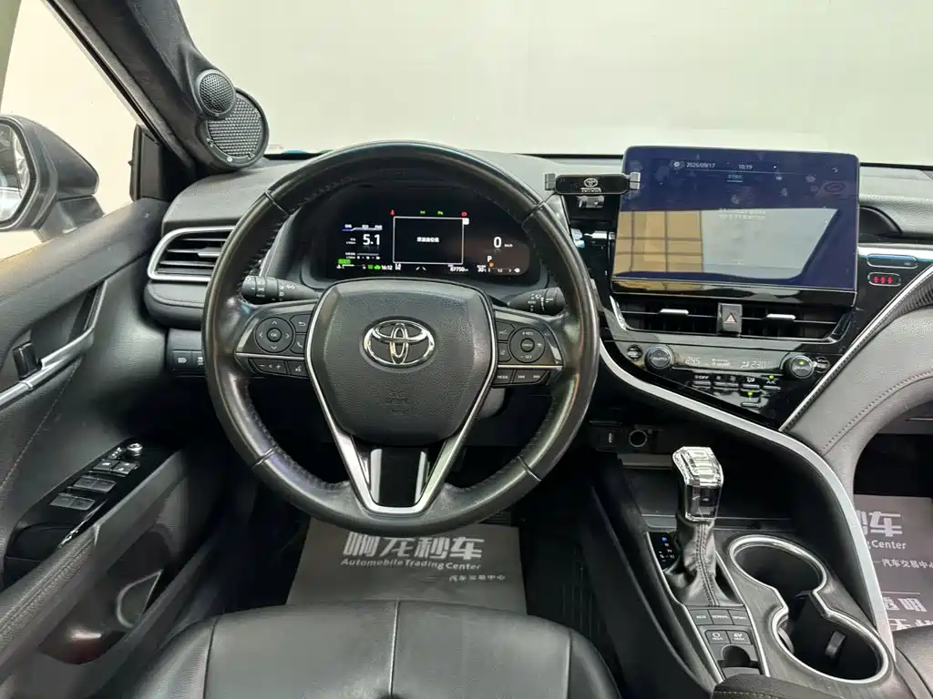 Toyota Camry 2022 2021 Hybrid 2.5HG Luxury Edition