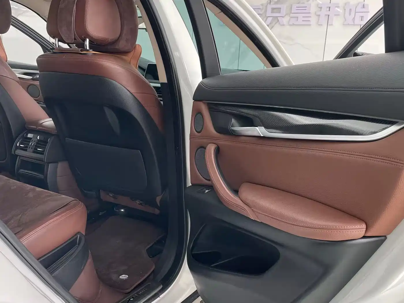 BMW X6 2015 xDrive35i Leading Type фото 14