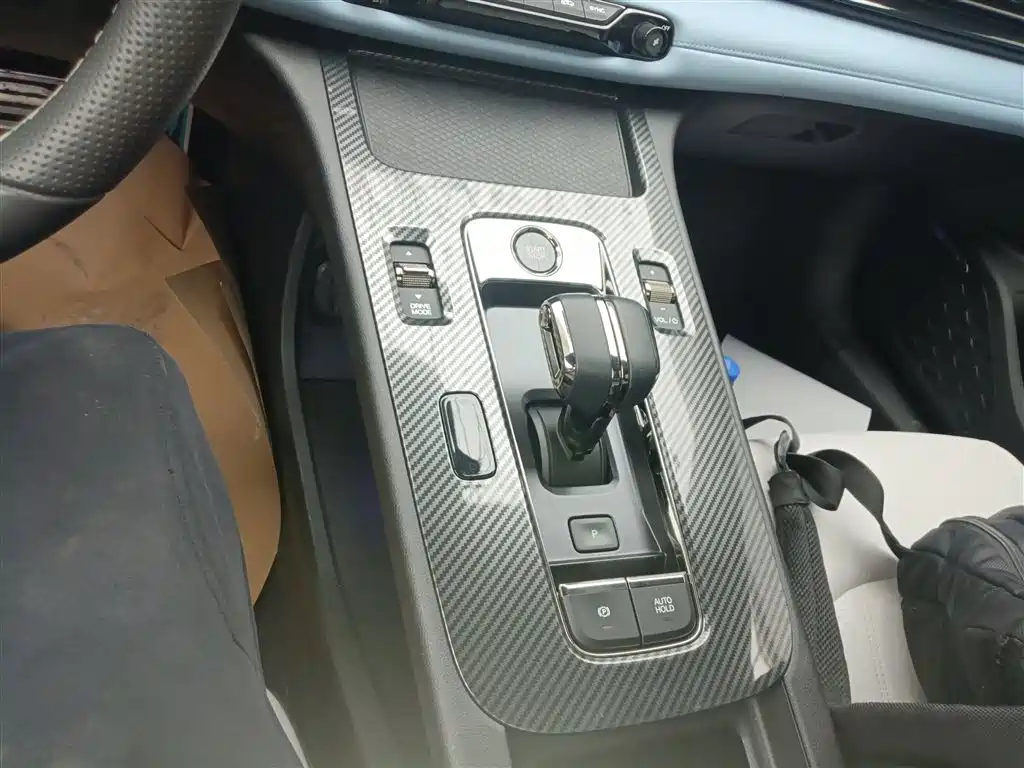 GAC Trumpchi Trumpchi Emkoo 2023 Shadow Leopard H Smart Hybrid фото 14