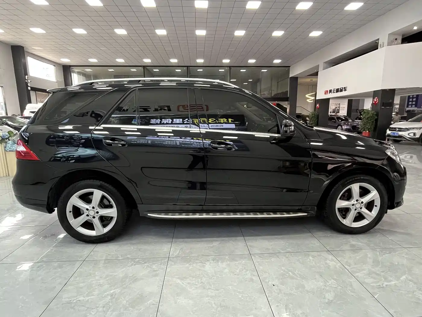 Mercedes-Benz M-Class 2014 ML 320 4MATIC фото 5