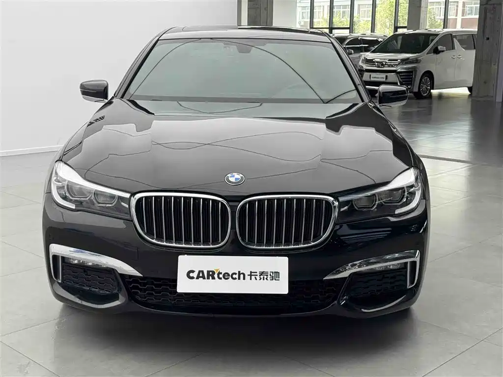 BMW 7 Series 2018 730Li Leading Type M Sport Package фото 2