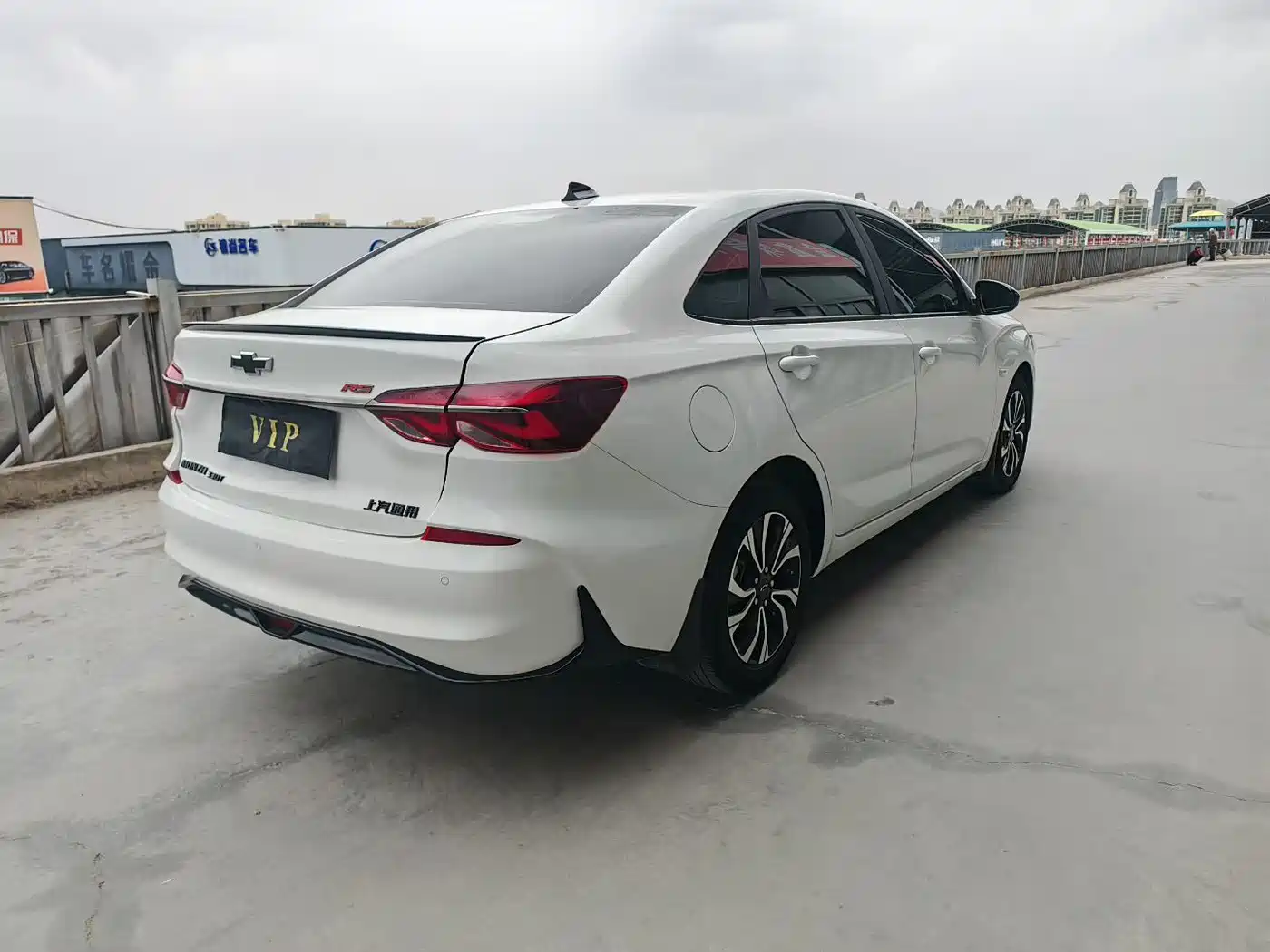 Chevrolet Monza 2019 RS 330T Auto Smooth Edition China VI фото 6