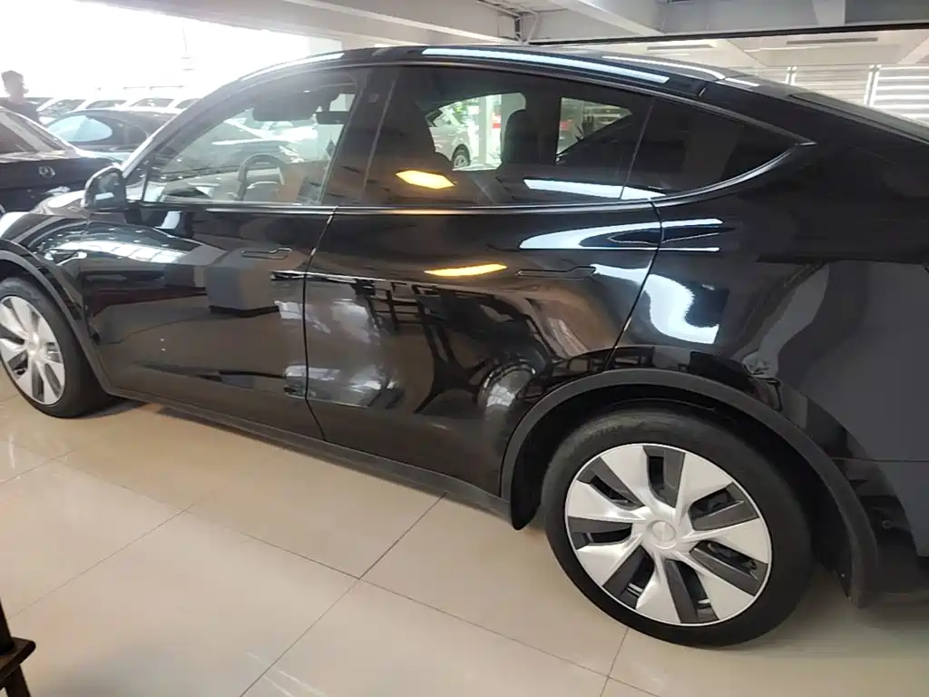 Фото 5 - Tesla Model Y