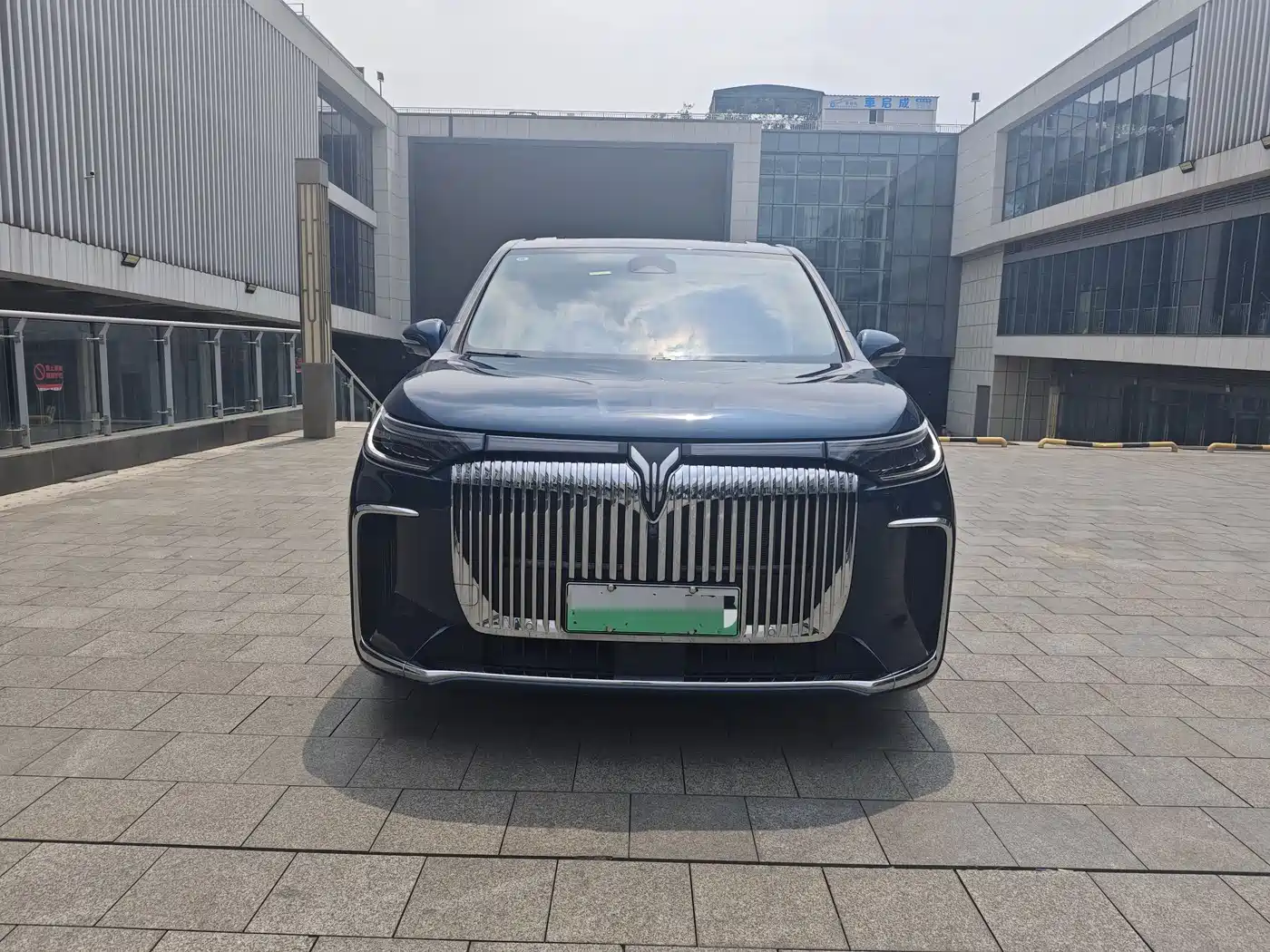 Voyah Auto Voyah Dreamer 2025 PHEV AWD Flagship Kunpeng Edition фото 2