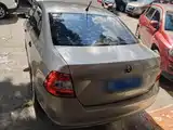 Фото 6 - Škoda Rapid