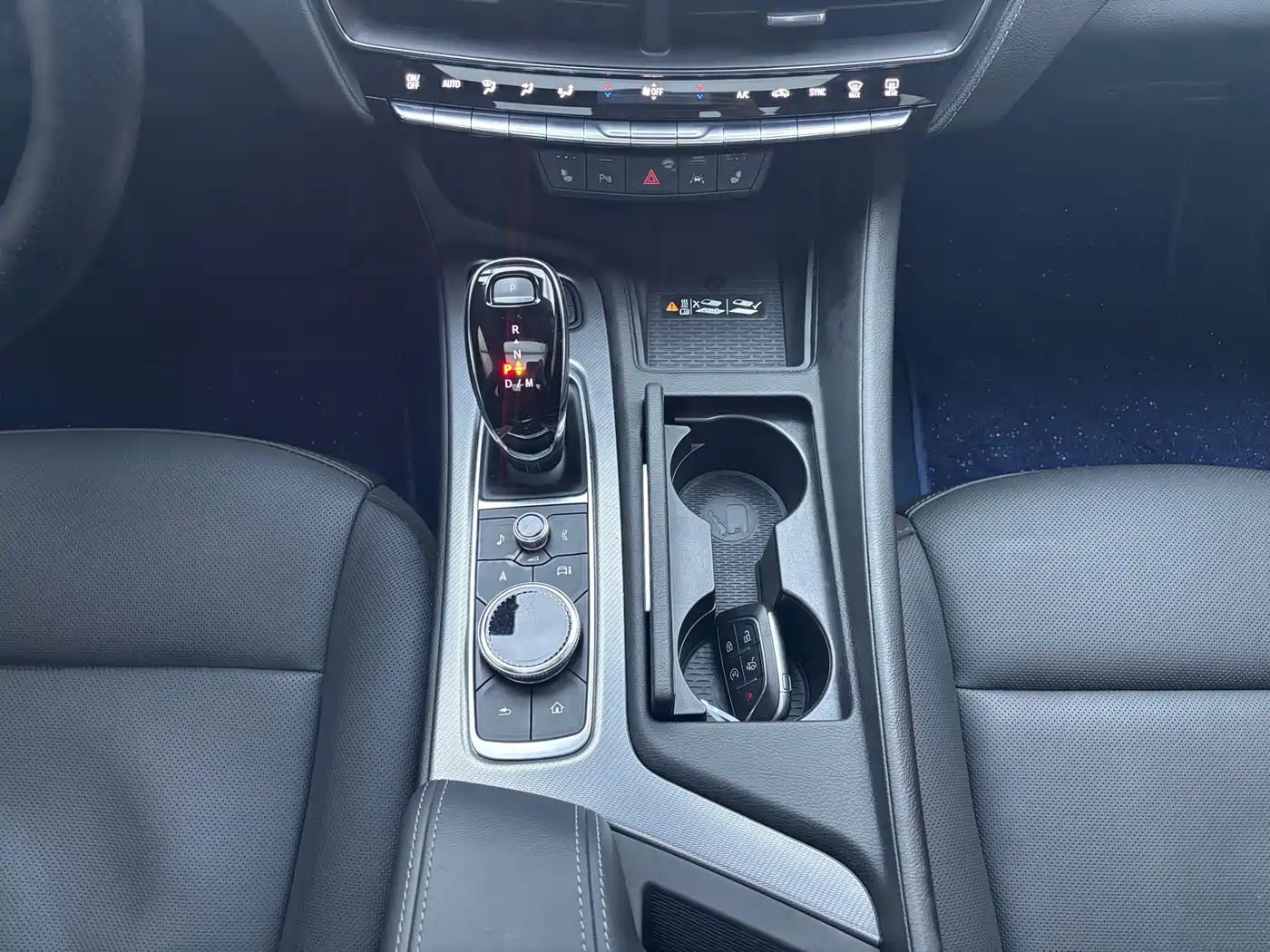 Cadillac CT5 2024 28T Luxury Model Pro фото 21