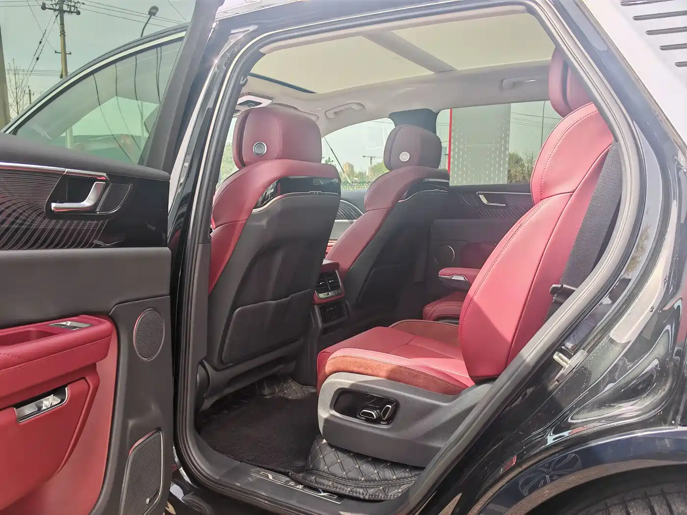 Hongqi E-HS9 2022 690km Qi Xiang Edition (6-seater) фото 7