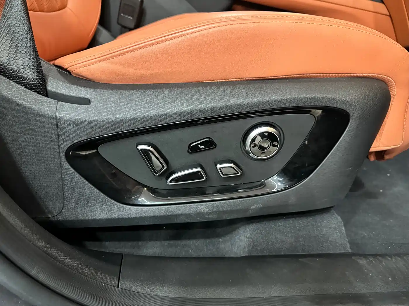 Changan CS75 PLUS 2025 4th Gen UItra 2.0T New Blue Whale Windrider Model фото 14