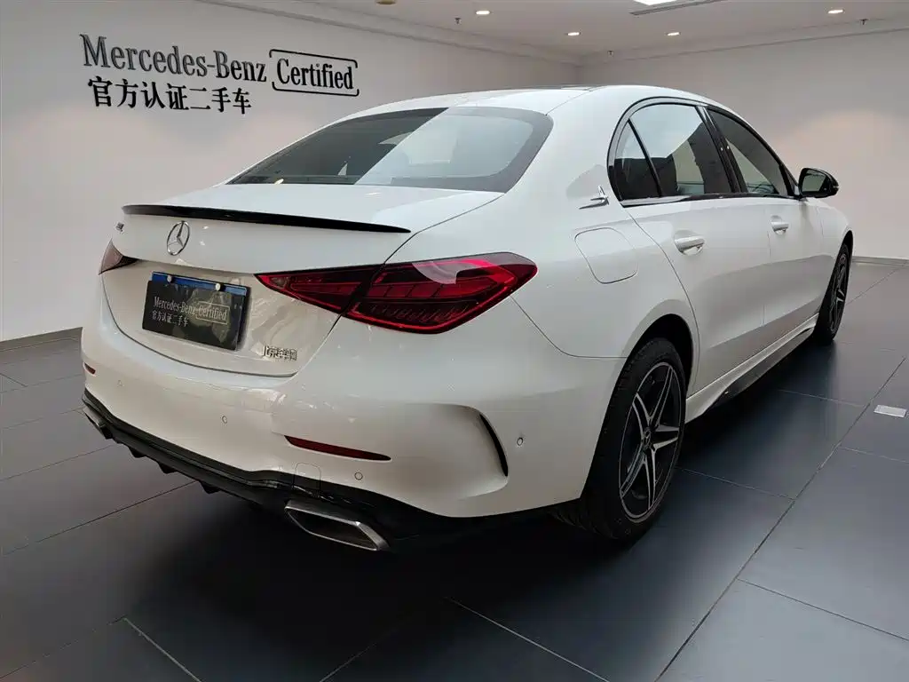 Mercedes-Benz C-Class 2024 C 260 L Night Edition Sport фото 5
