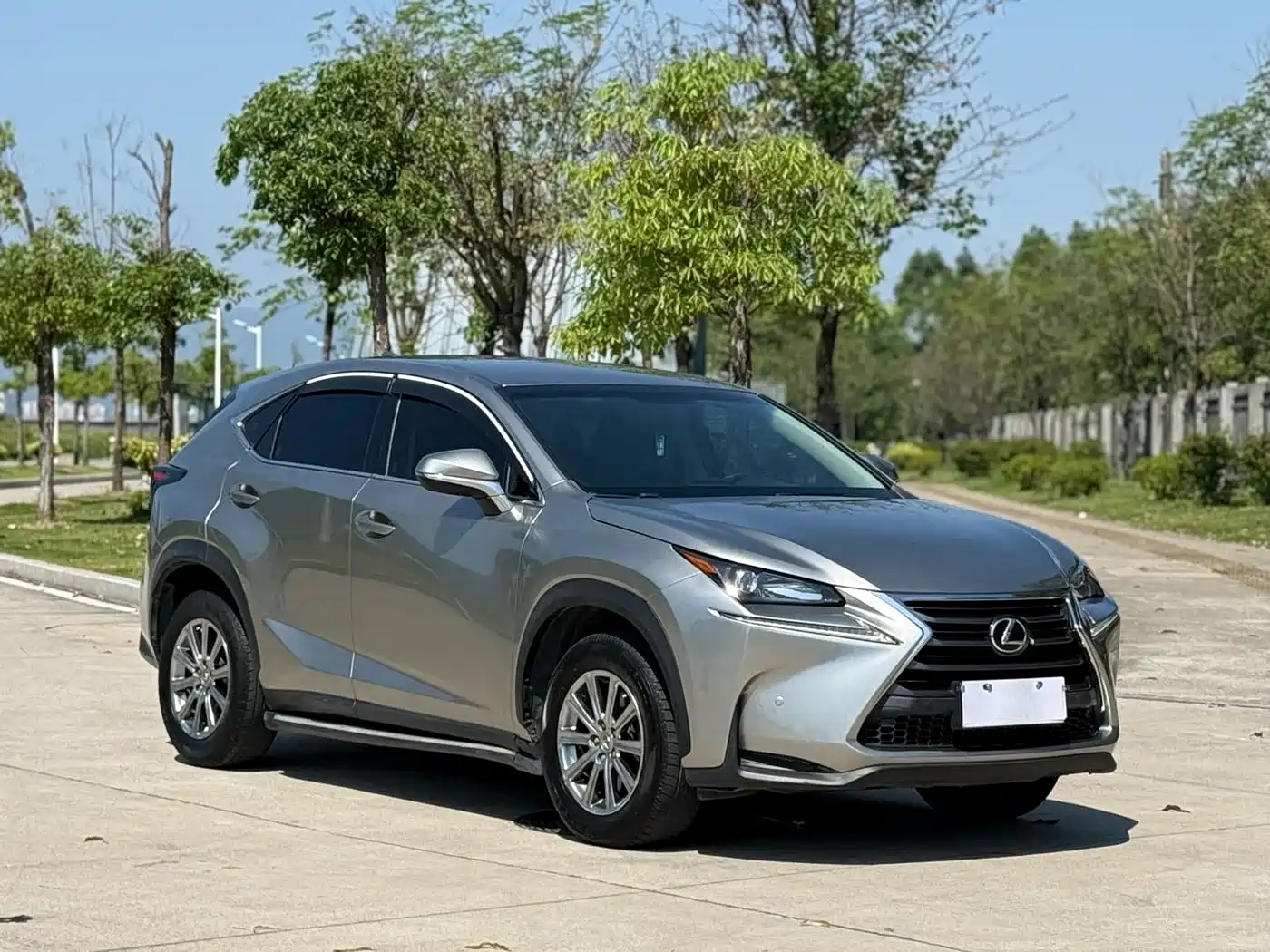 Lexus NX 2015 200 FWD Premium фото 3
