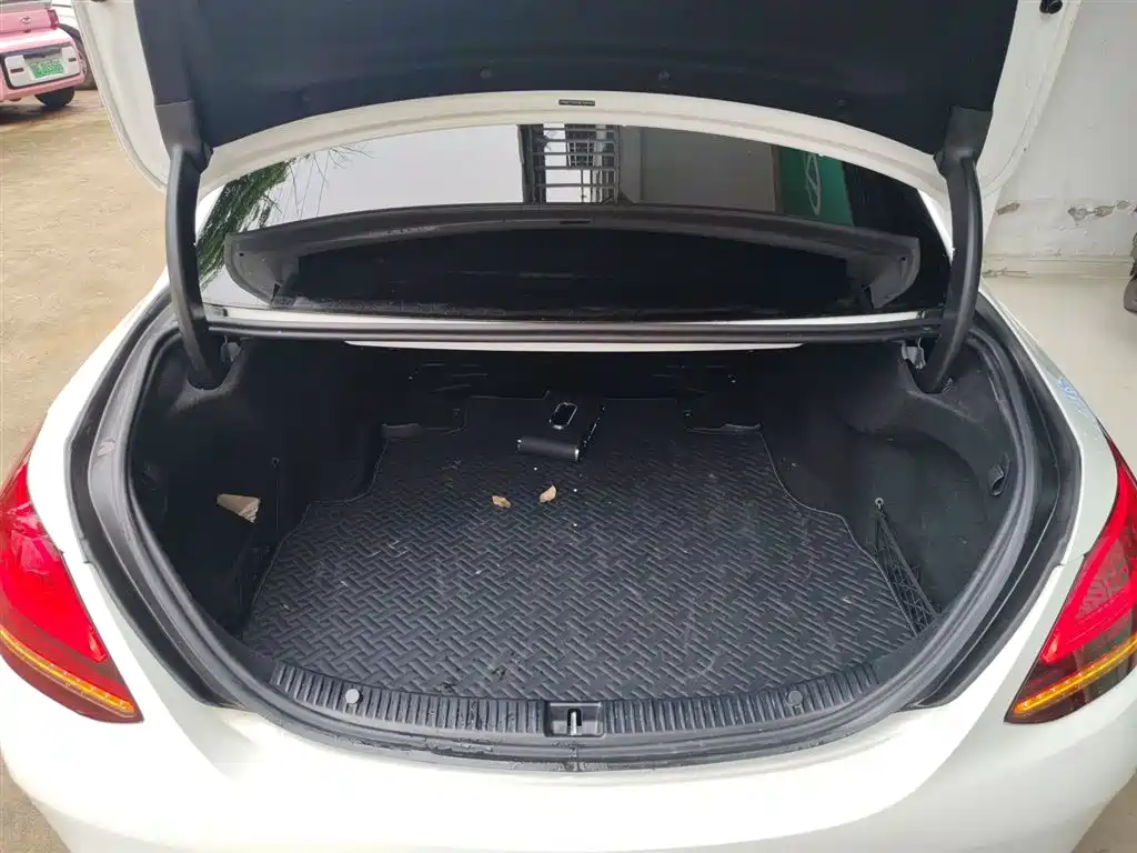 Mercedes-Benz C-Class 2021 C 260 Starry Exclusive Edition фото 11