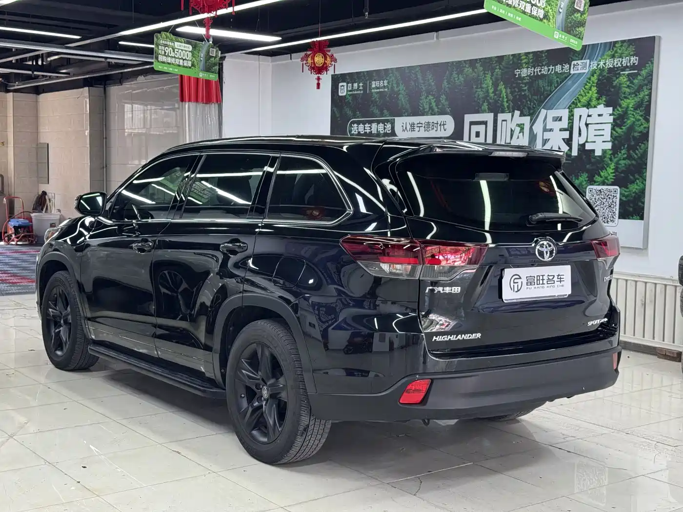Toyota Highlander 2018 Model 2.0T 4WD Knight Edition 7-Seater China VI фото 4