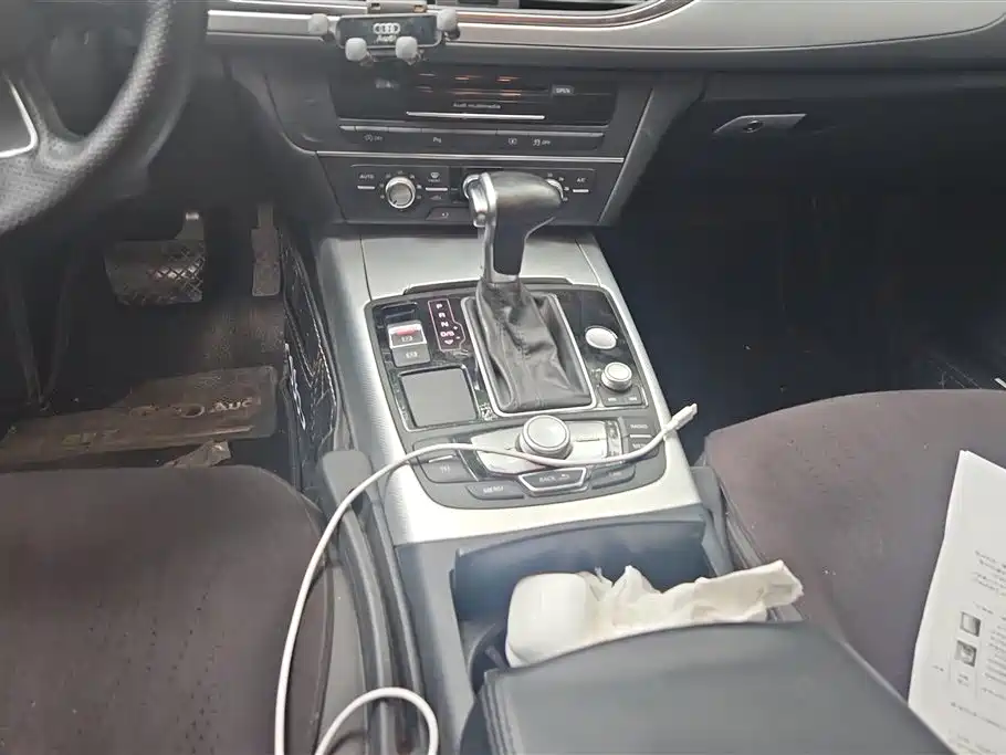 Audi A6L 2015 TFSI Millionth Anniversary Intelligent Leader Type фото 16