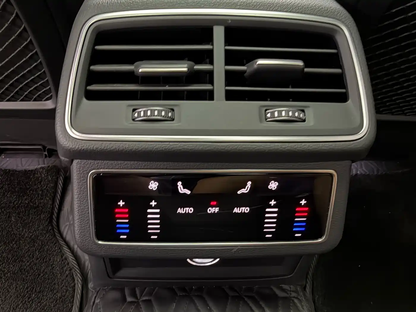 Audi A6L 2021 45 TFSI Exclusive Sport фото 14