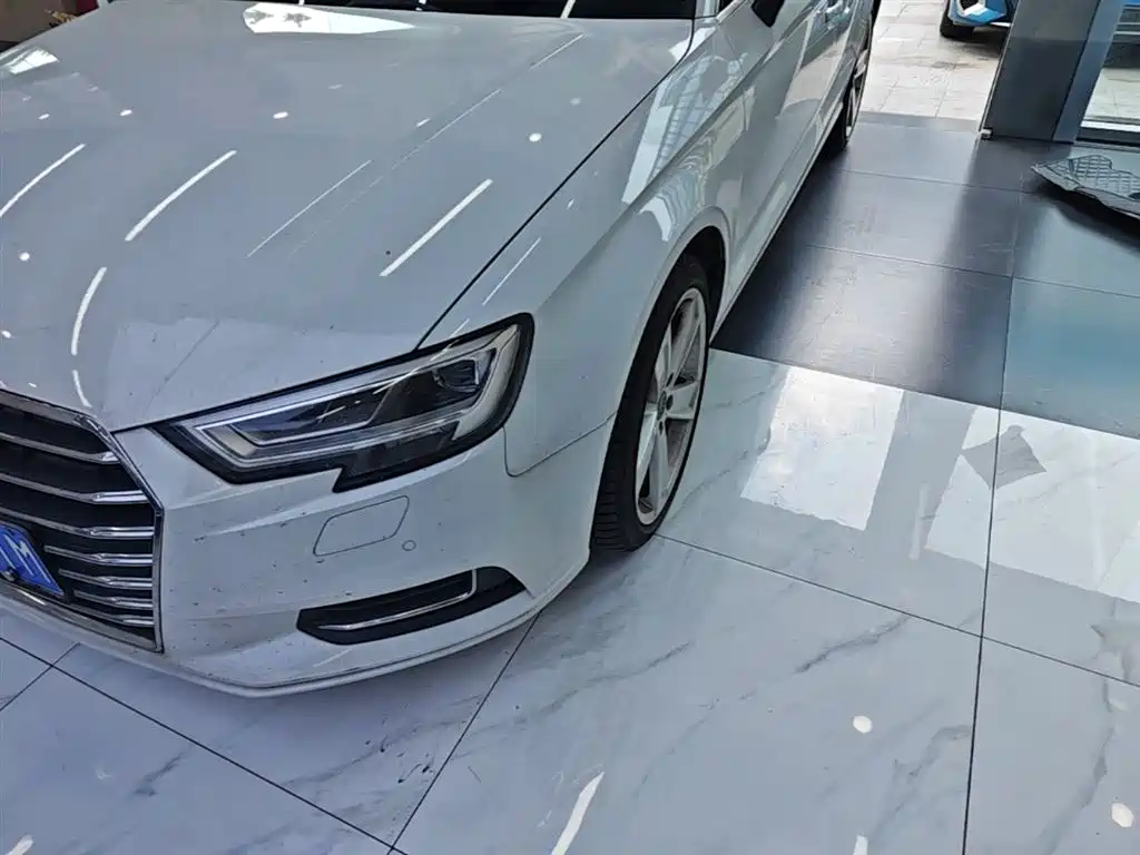 Audi A3 2018 30th Anniversary Limousine 35 TFSI Style фото 24