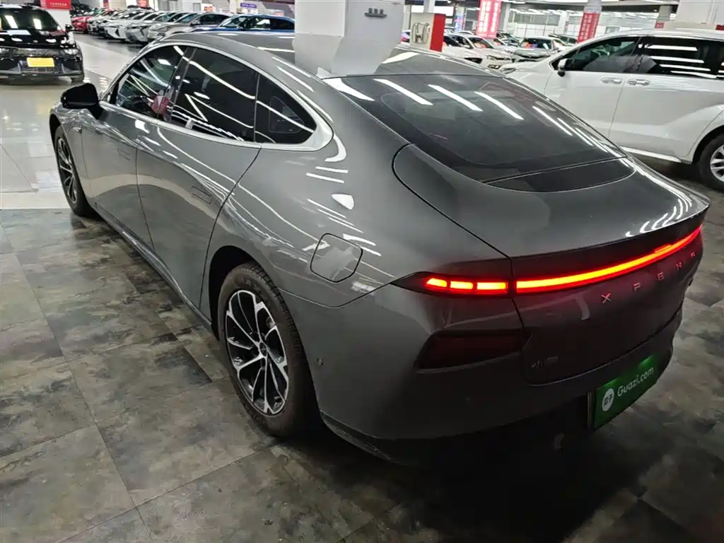 XIAOPENG P7