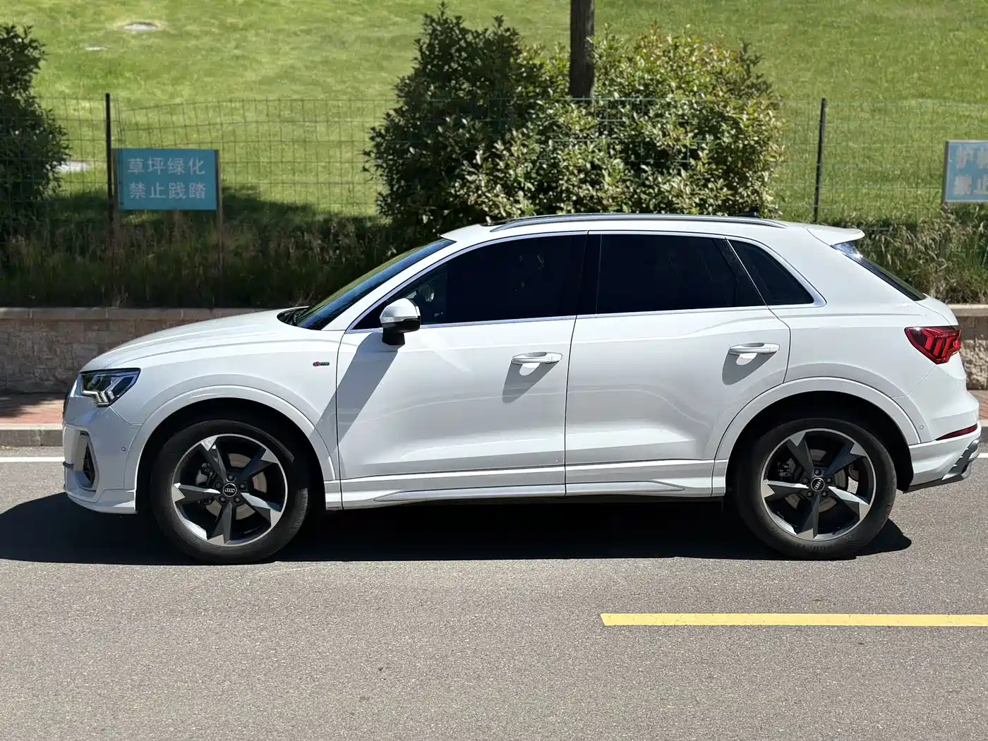 Audi Q3 2022 35 TFSI Fashion Dynamic фото 4