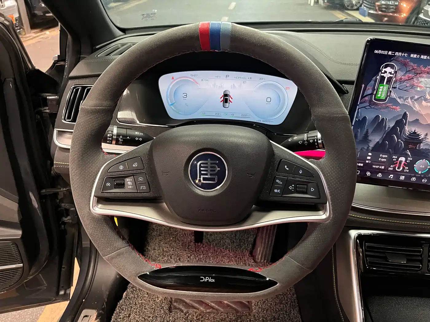 BYD Tang New Energy 2023 Model DM-i Champion Edition 112KM Honor фото 15