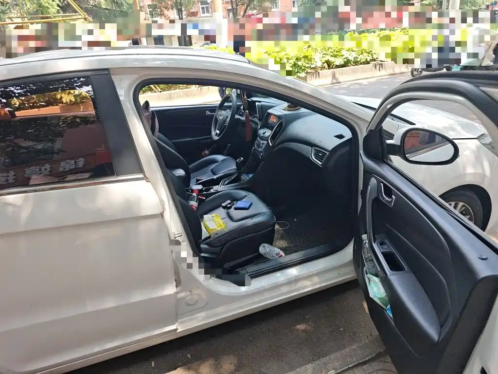 Фото 20 - Chery Arrizo 5