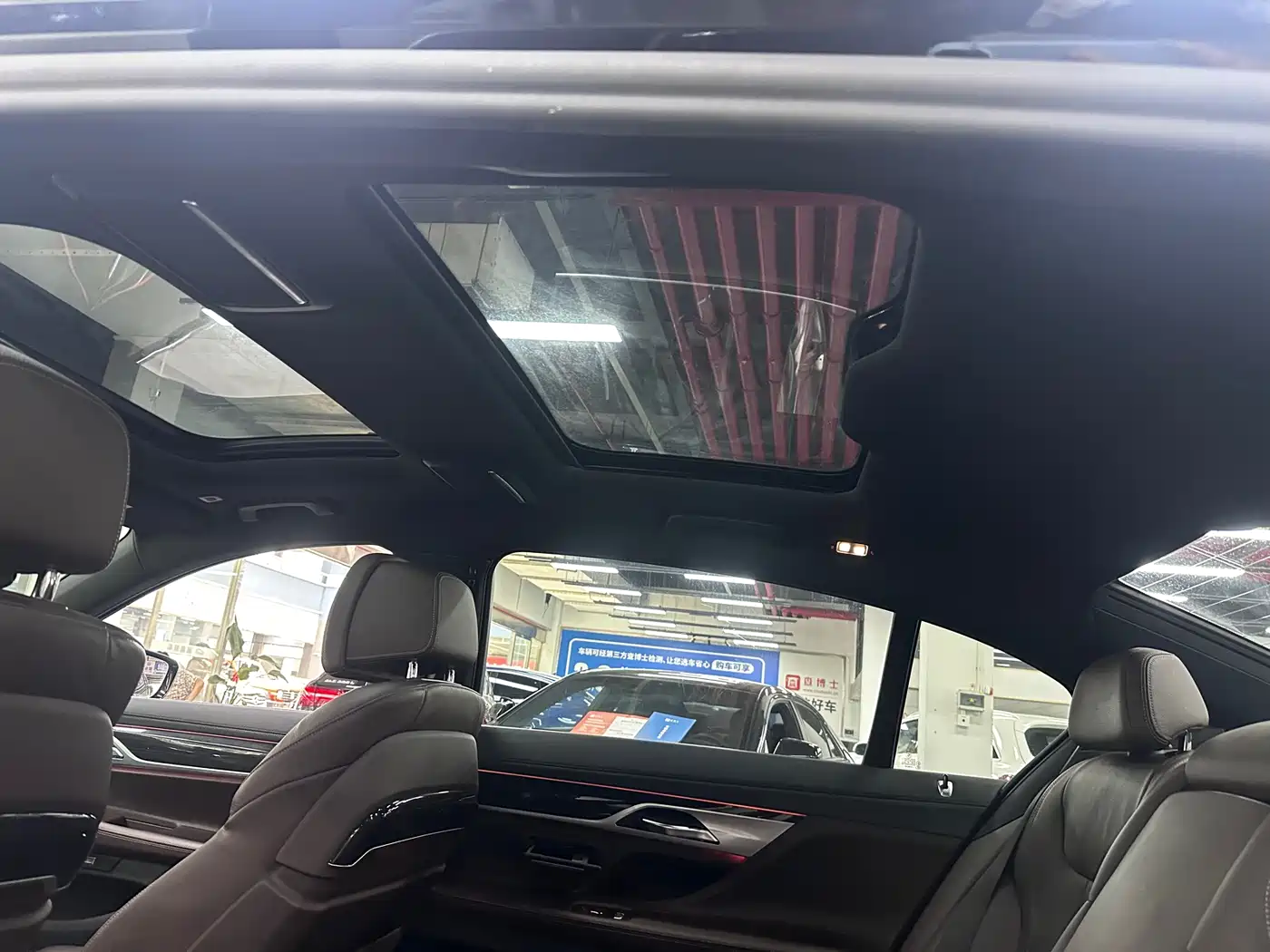 BMW 7 Series 2018 730Li Leading Type M Sport Package фото 8