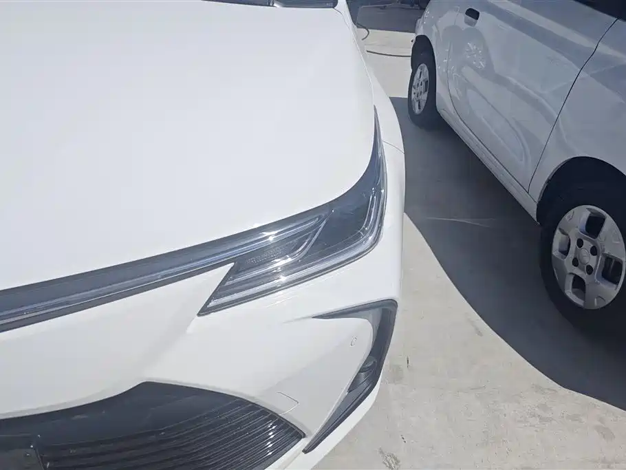 Toyota Corolla 2021 TNGA 1.5L CVT Elite Edition фото 5