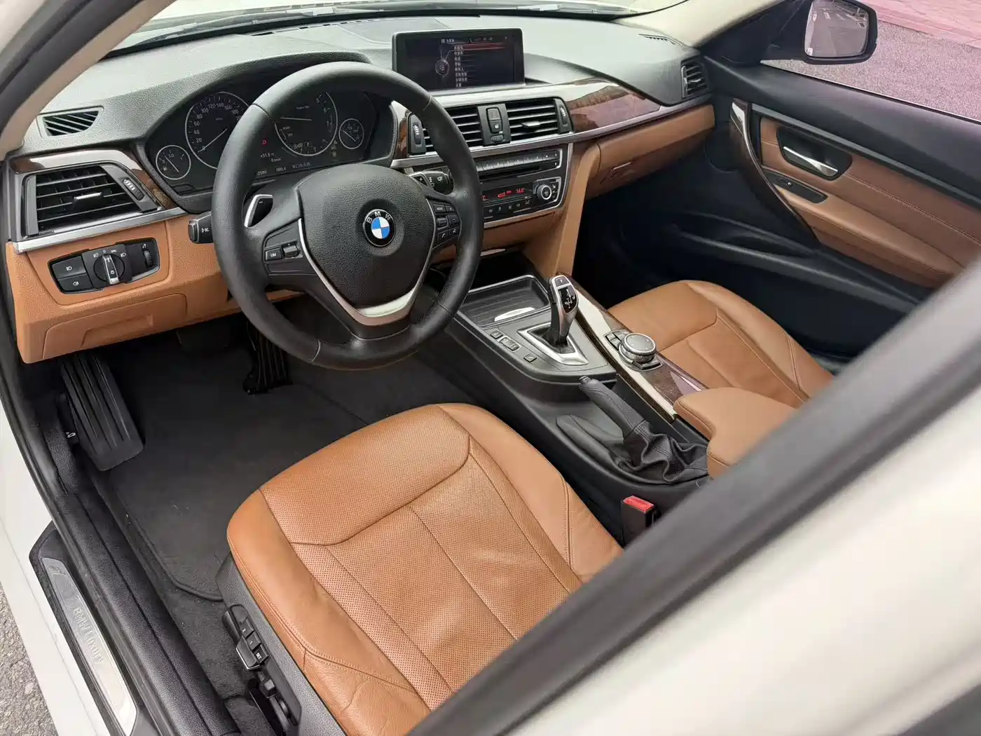 BMW 3 Series 2015 320Li Super Joy Luxury Design Package фото 8