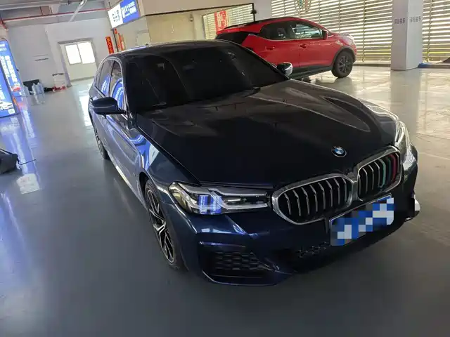 BMW 5 Series 2021 530Li Premium M Sport Package — фото 4