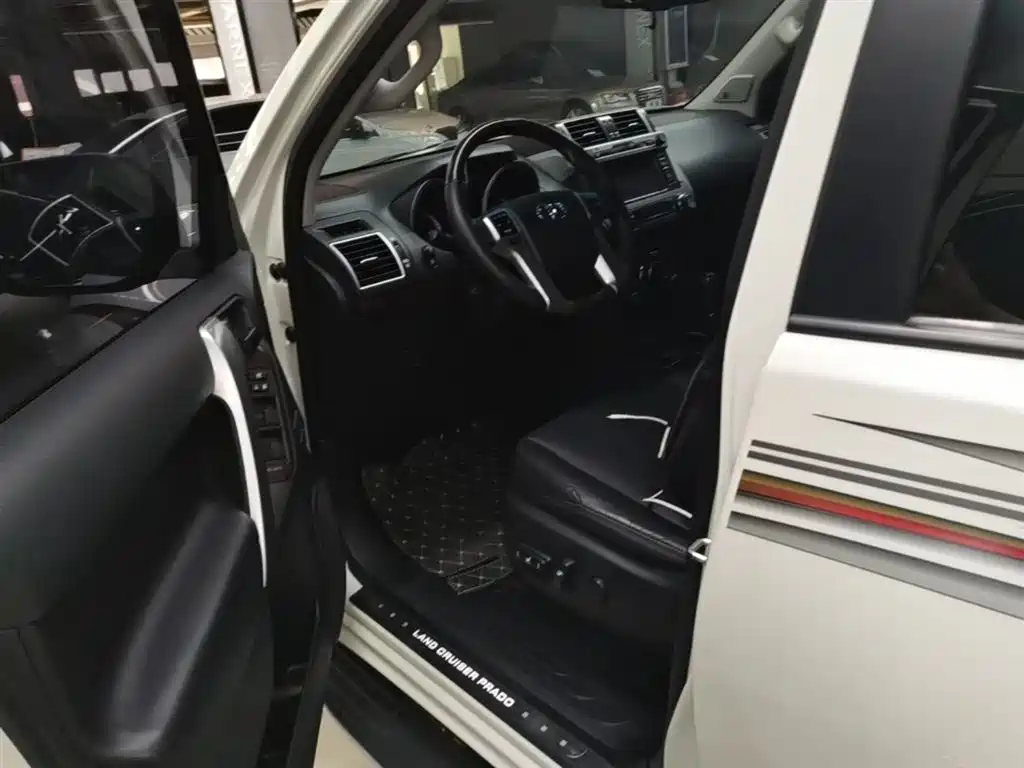 Toyota Prado 2016 3.5L Auto VX NAVI фото 15