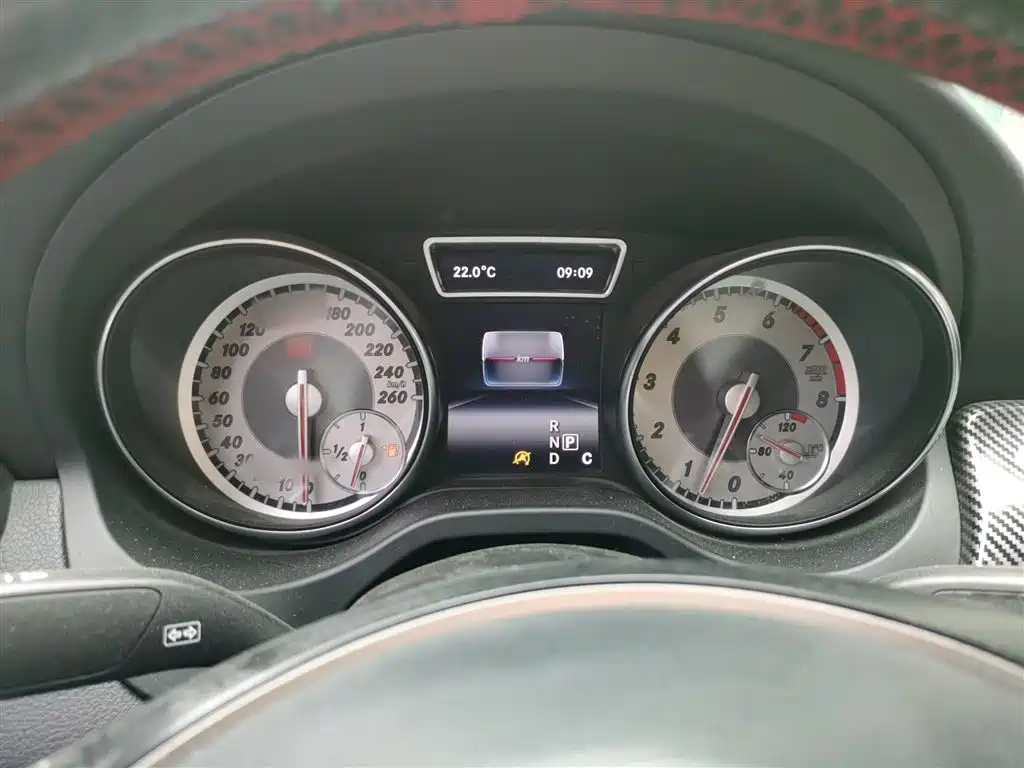 Mercedes-Benz CLA (Import) 2016 CLA 200 Sport фото 4