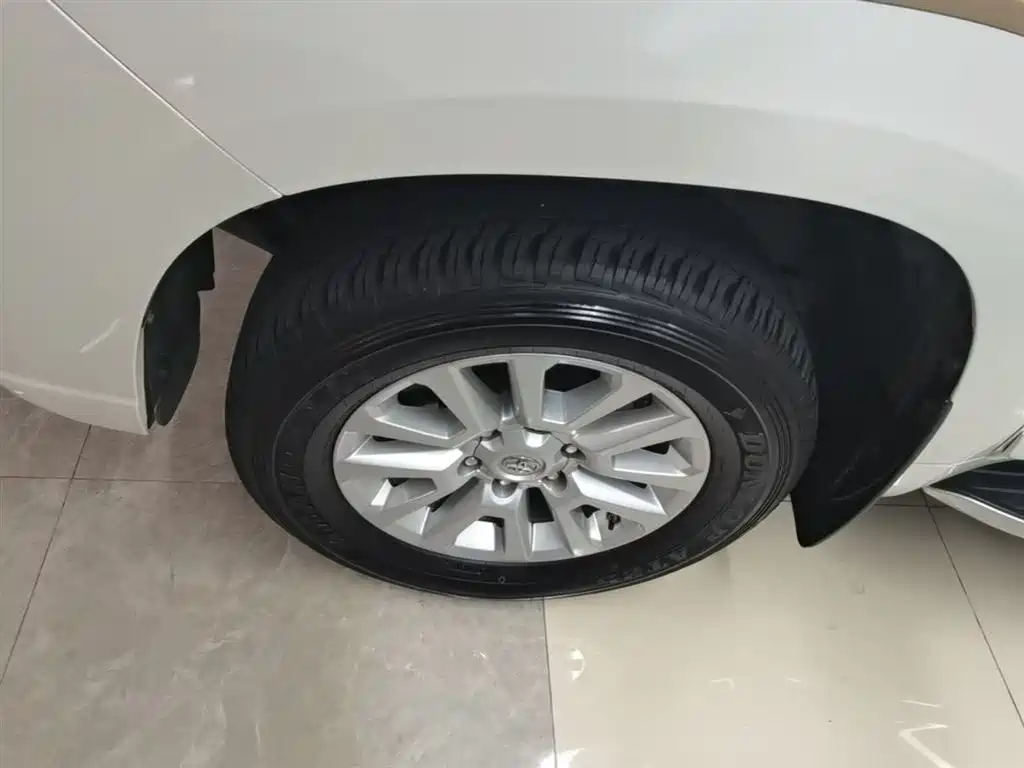 Toyota Prado 2016 3.5L Auto VX NAVI фото 23