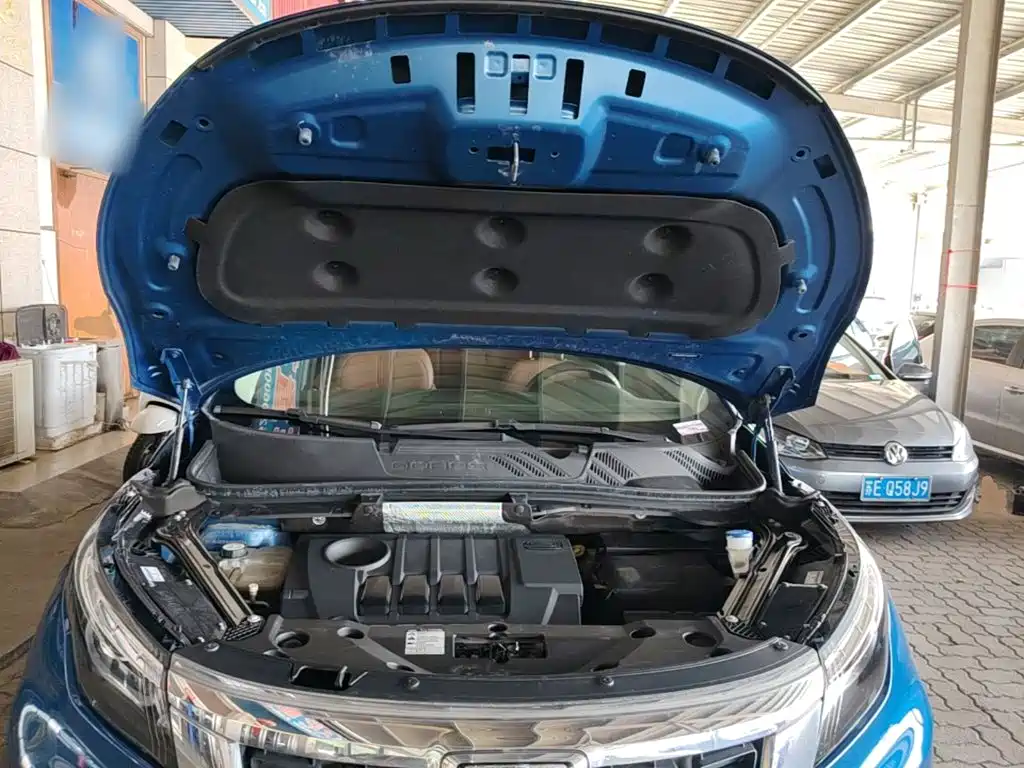 Qoros 5 2016 2016 1.6T Auto Luxury