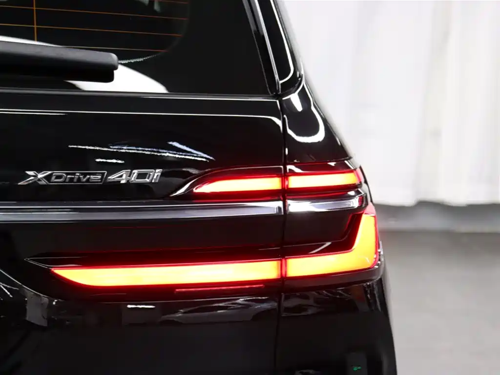 BMW X7 2023 xDrive40i Leading Luxury Package фото 27