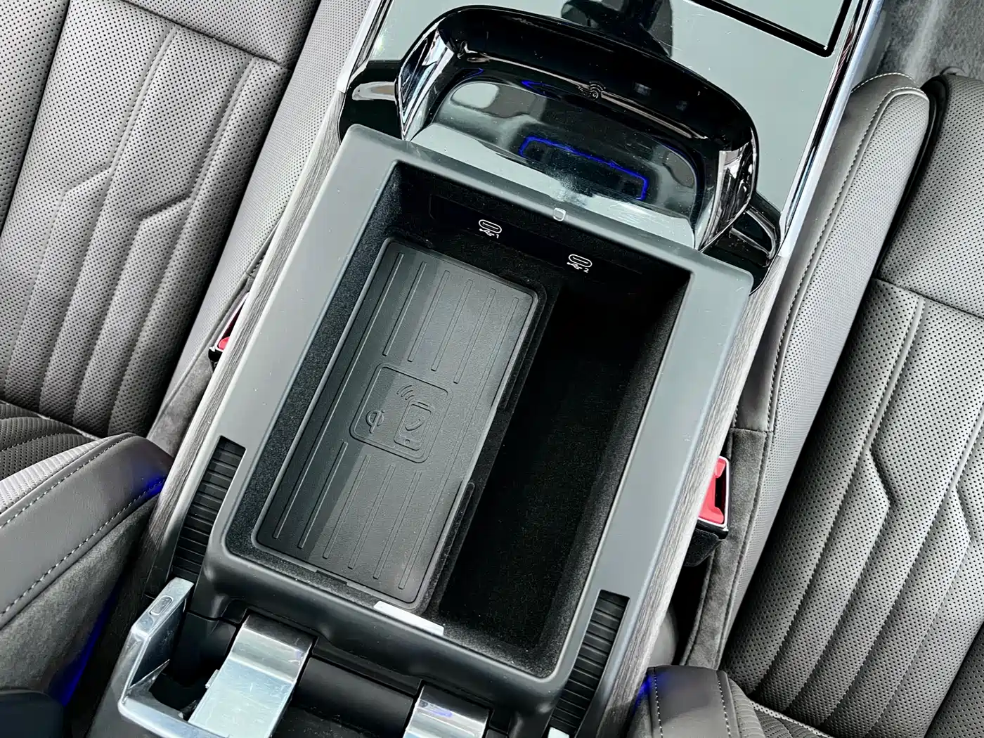 Audi A8 2021 A8L 60 TFSI quattro Premium фото 21