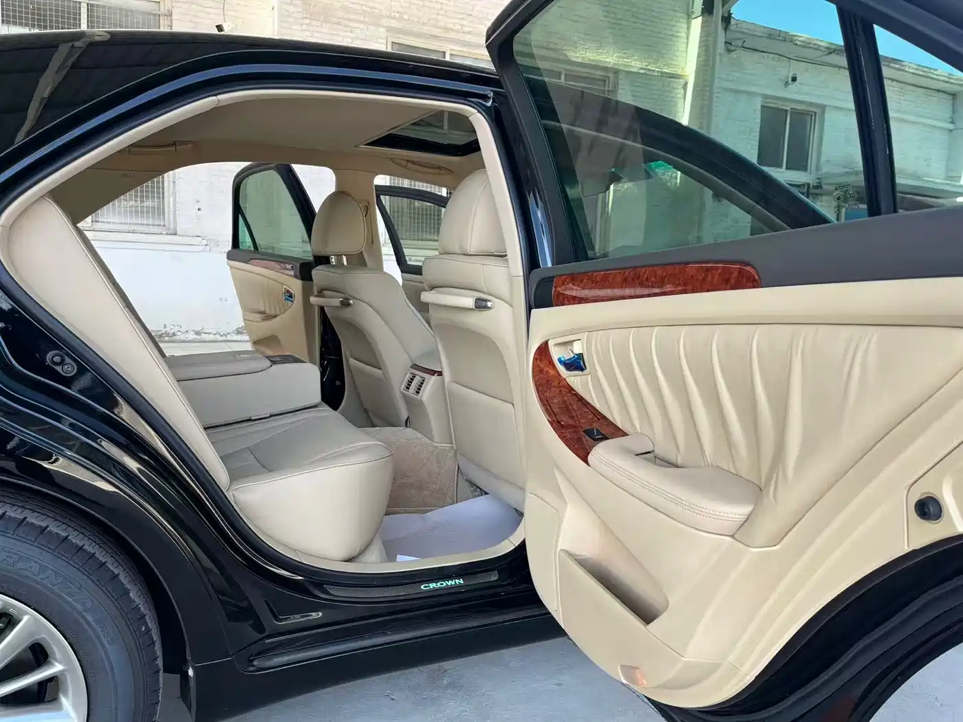 Toyota Crown 2009 2.5L Royal Special Navigation Edition фото 18
