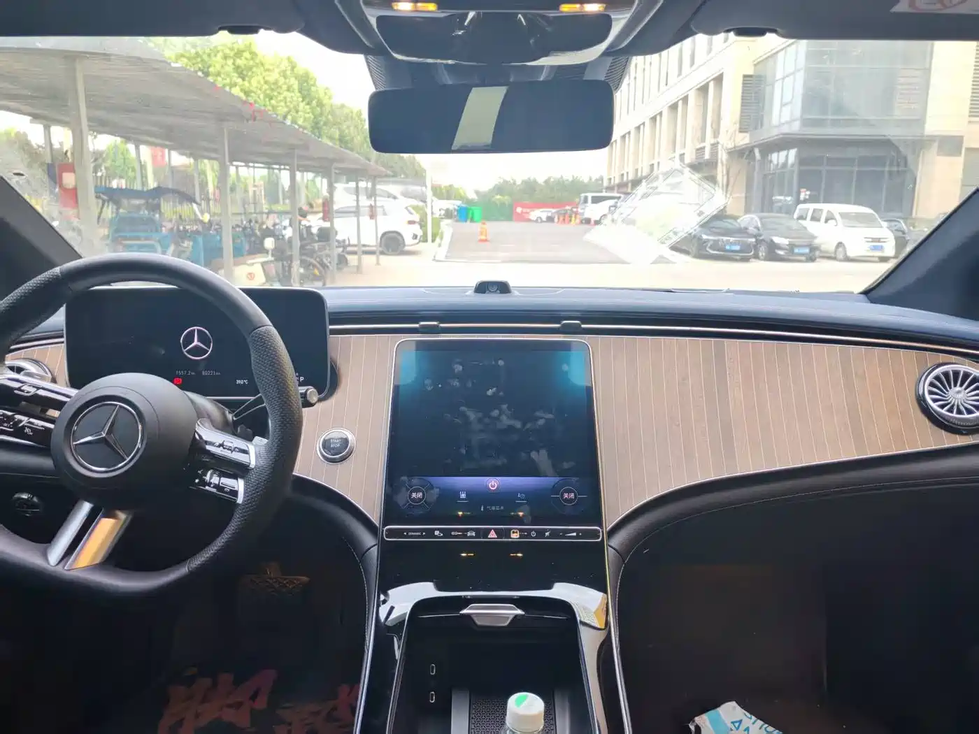 Mercedes-Benz EQE 2022 350 Pioneer Edition фото 11