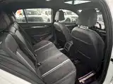 Фото 12 - Volkswagen Golf