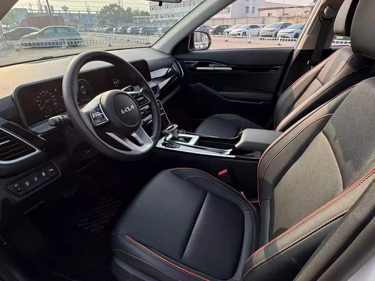 Kia Seltos 2026 Model 1.5L IVT Luxury Comfort Edition фото 7