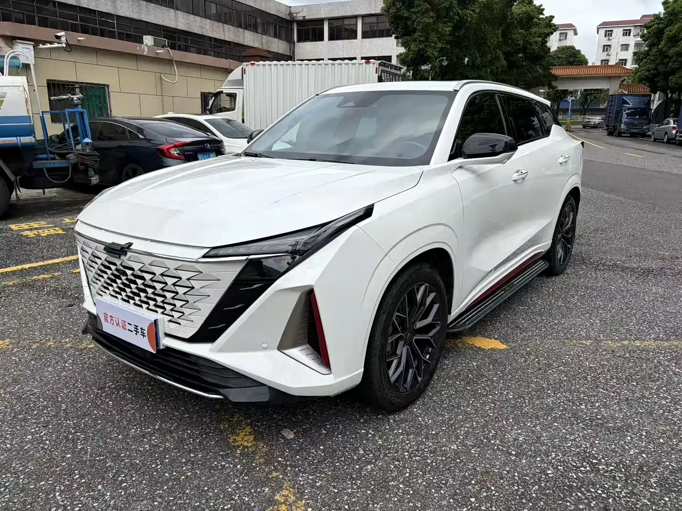 Changan Oshan Z6 2022 Blue Whale 1.5T DCT Intelligent Premium