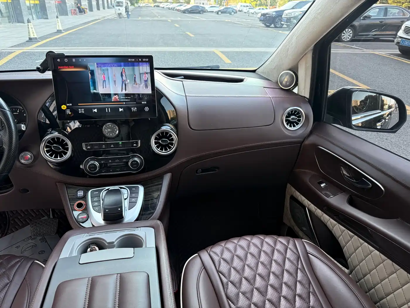 Mercedes-Benz Vito 2018 2.0T Business Edition China VI фото 8