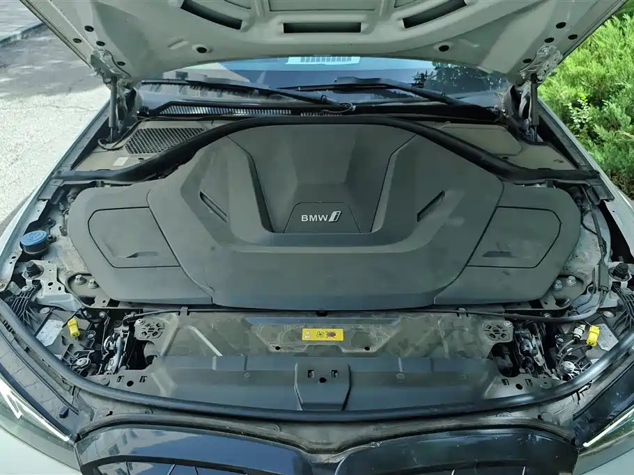 BMW i3 2022 eDrive 35 L фото 10