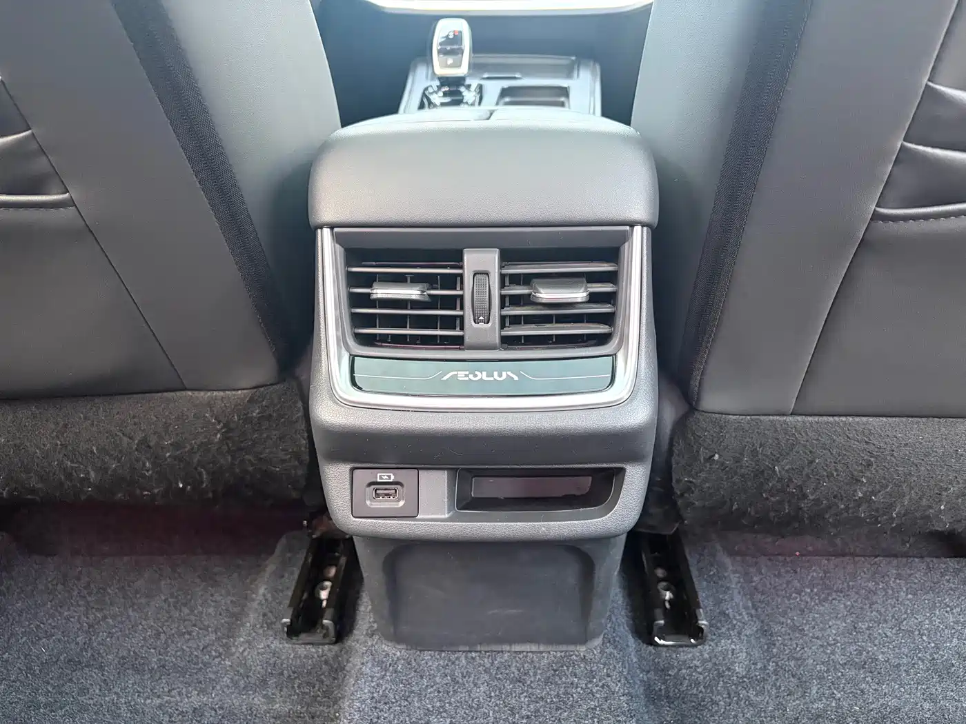 Dongfeng Aeolus Yixuan MAX 2022 2021 1.5T Stellar